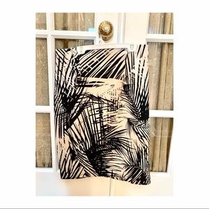 Dressbarn palm print zippered skirt